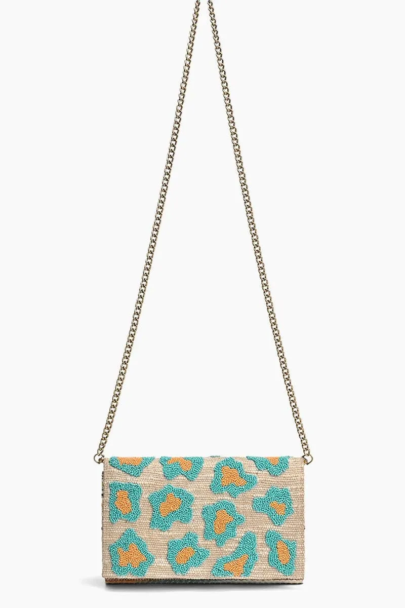 AB23-728 Wild Leopard Clutch