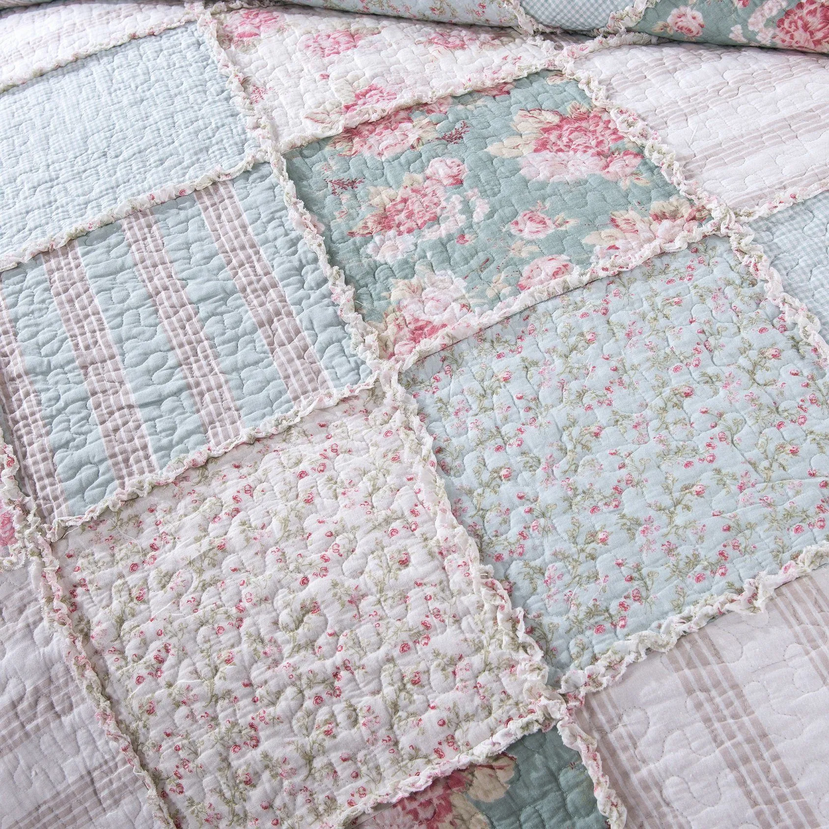 DaDa Bedding Hint of Mint Floral Pastel Cotton Patchwork Ruffle Bedspread Set (JHW-3036)