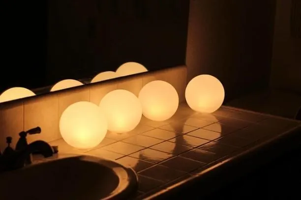 MAGIC MOON-The Most Adaptable & Portable Light