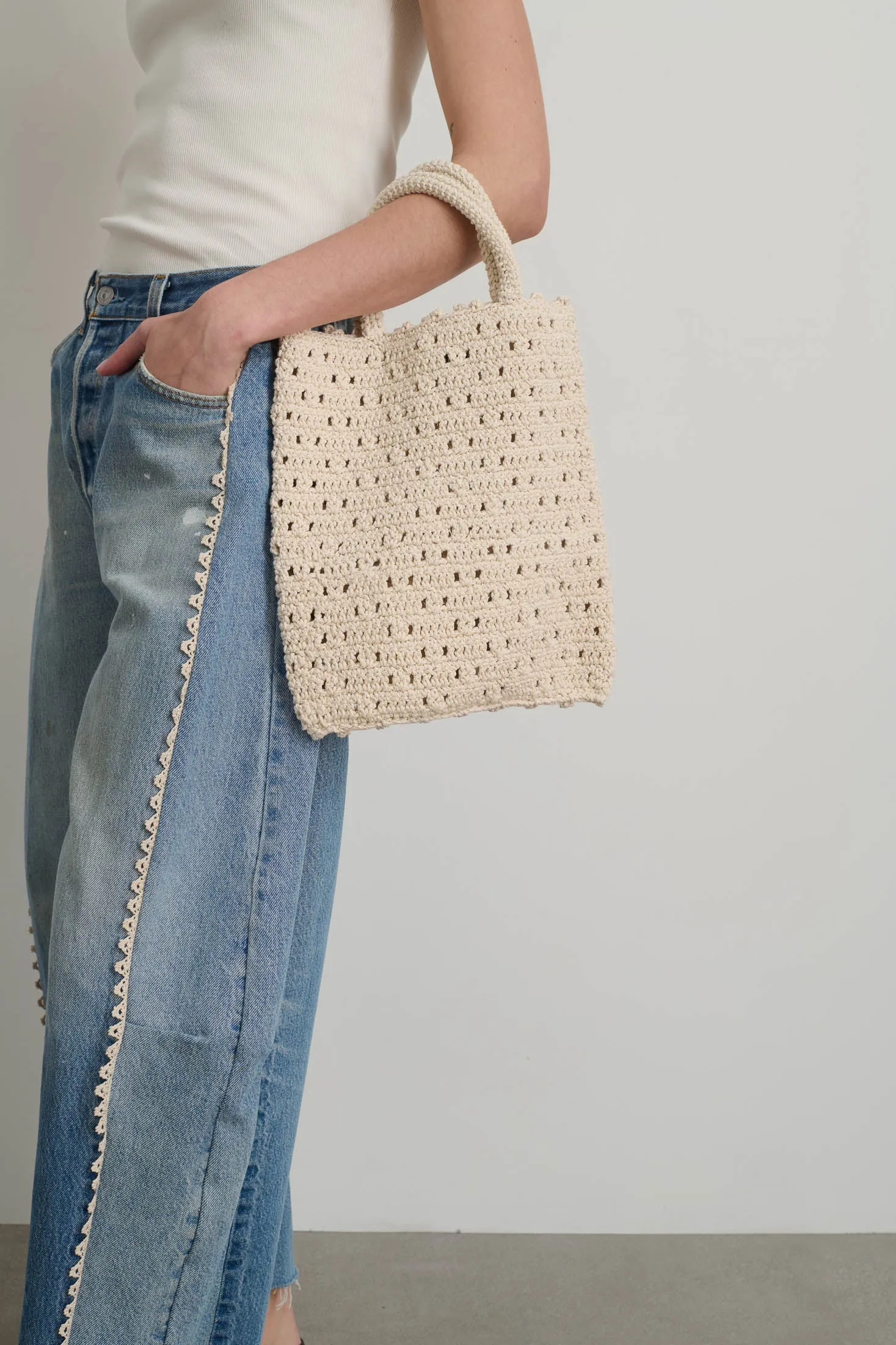 Nico Crochet Tote Ecrú