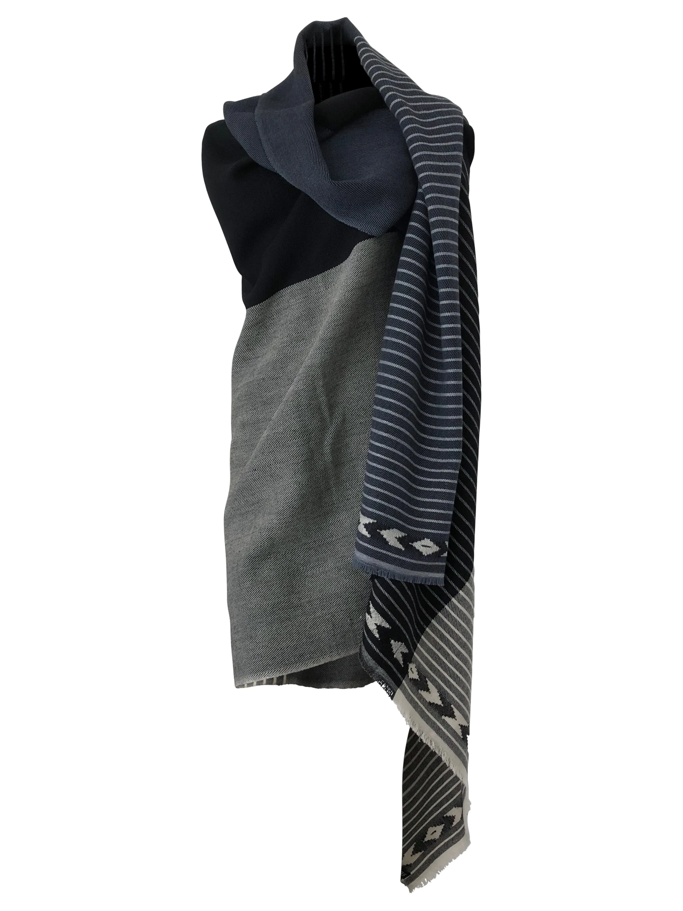 PETITE Light Wool Cape Fusion Graphic