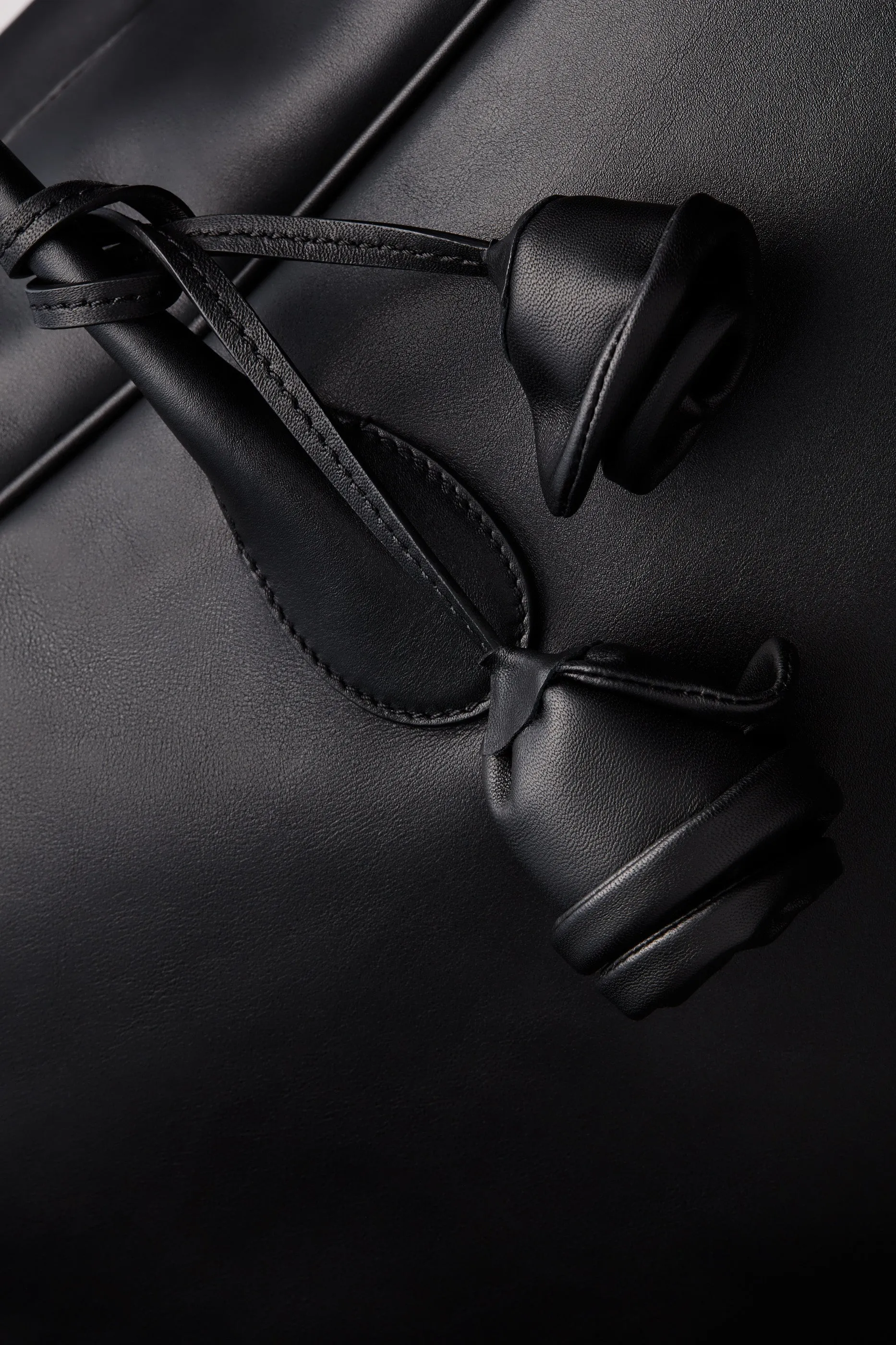 Travel Brigitte bag in black leather